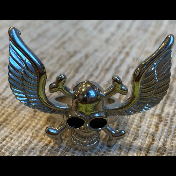 Huge & Wide Silver Skull w Wings Statement Cocktail Ring Size 7.5 - Picture 2 of 11